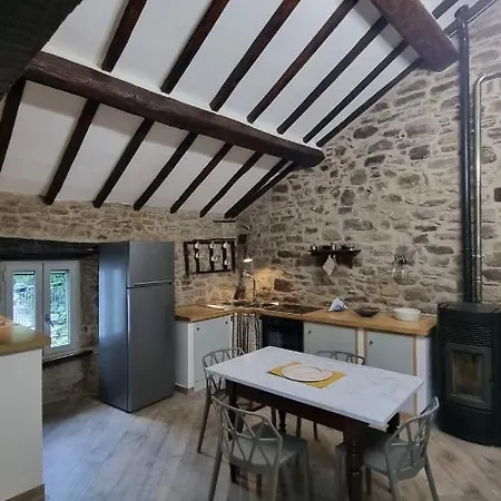 Tenuta La Scure Il Focolare *